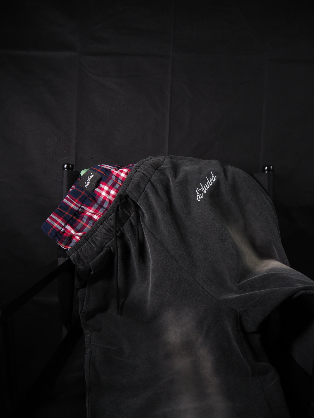 WASHED DOUBLE BOXER SWEATS IN STONE GREY