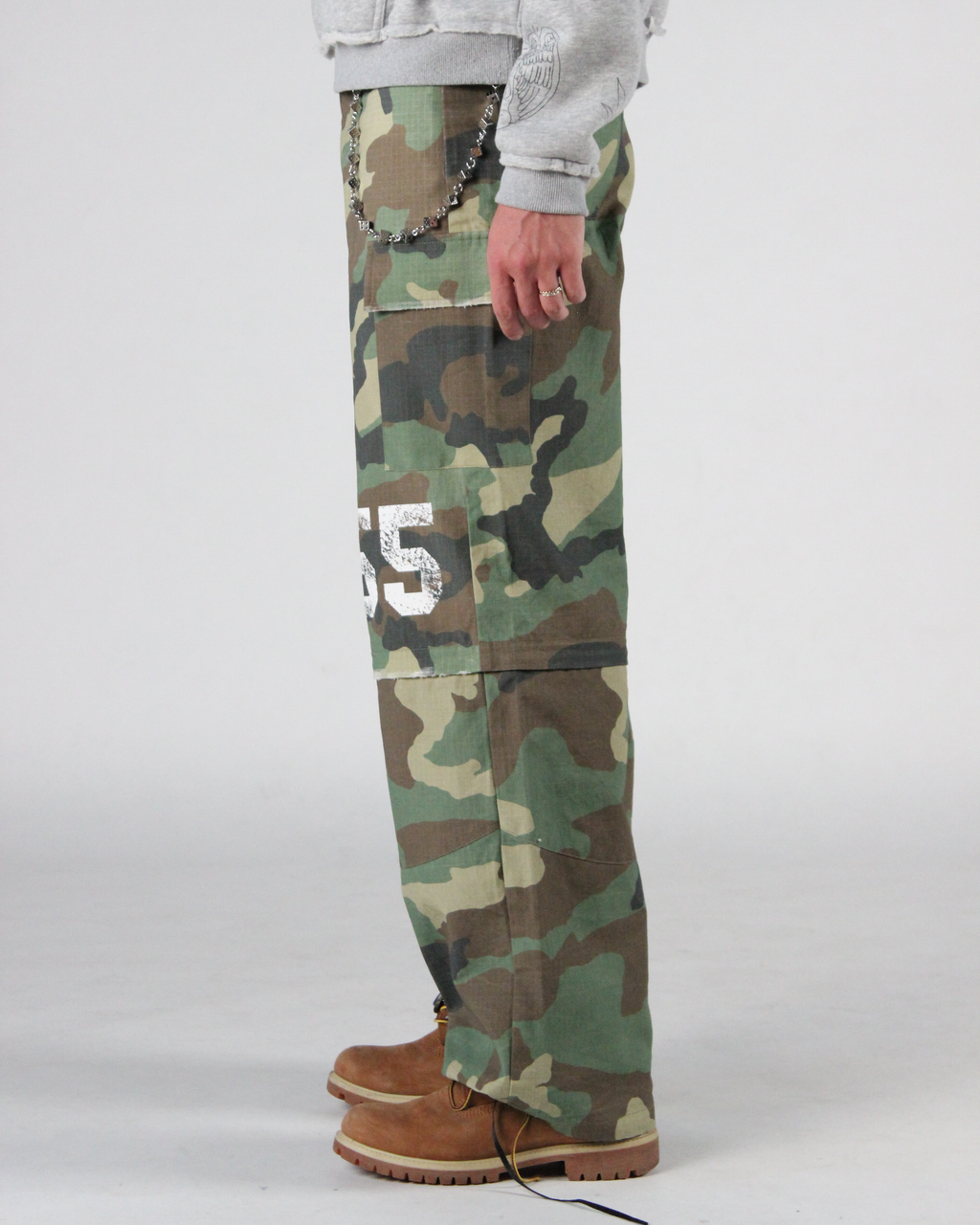 CONVERTIBLE CAMO CARGO