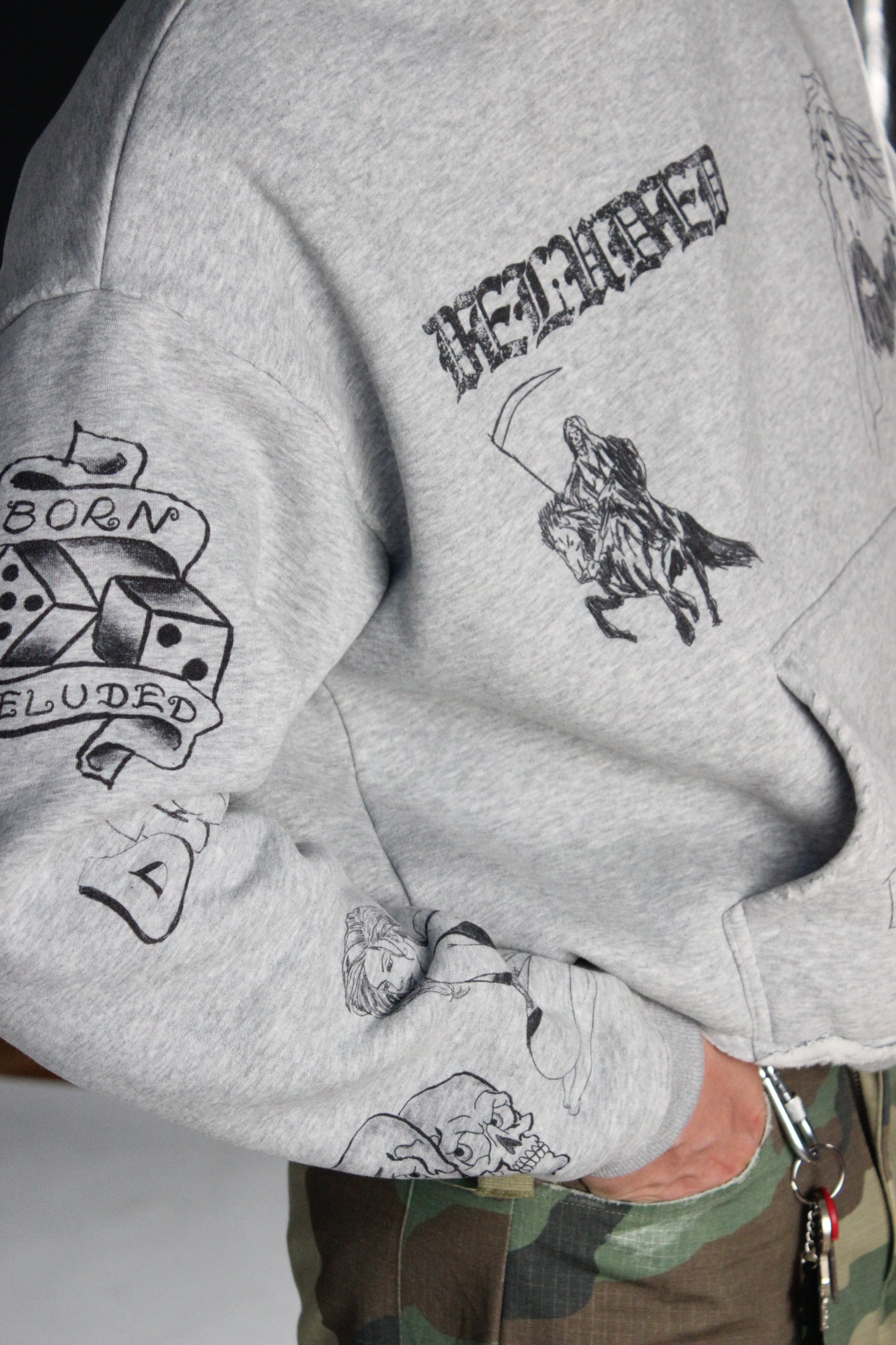 SCRIBBLE HOODIE HEATHER GREY