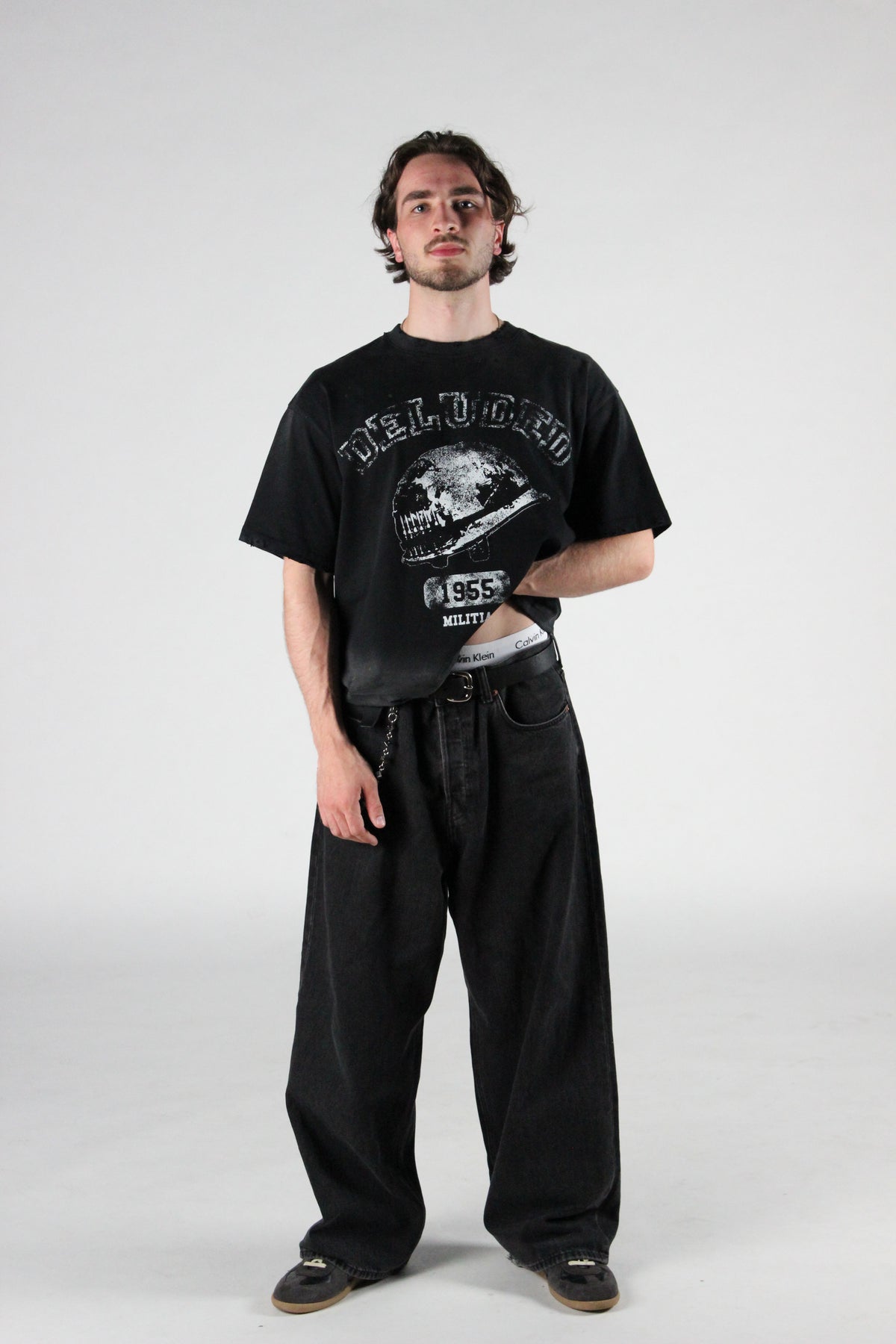 DISTRESSED MILITIA TEE