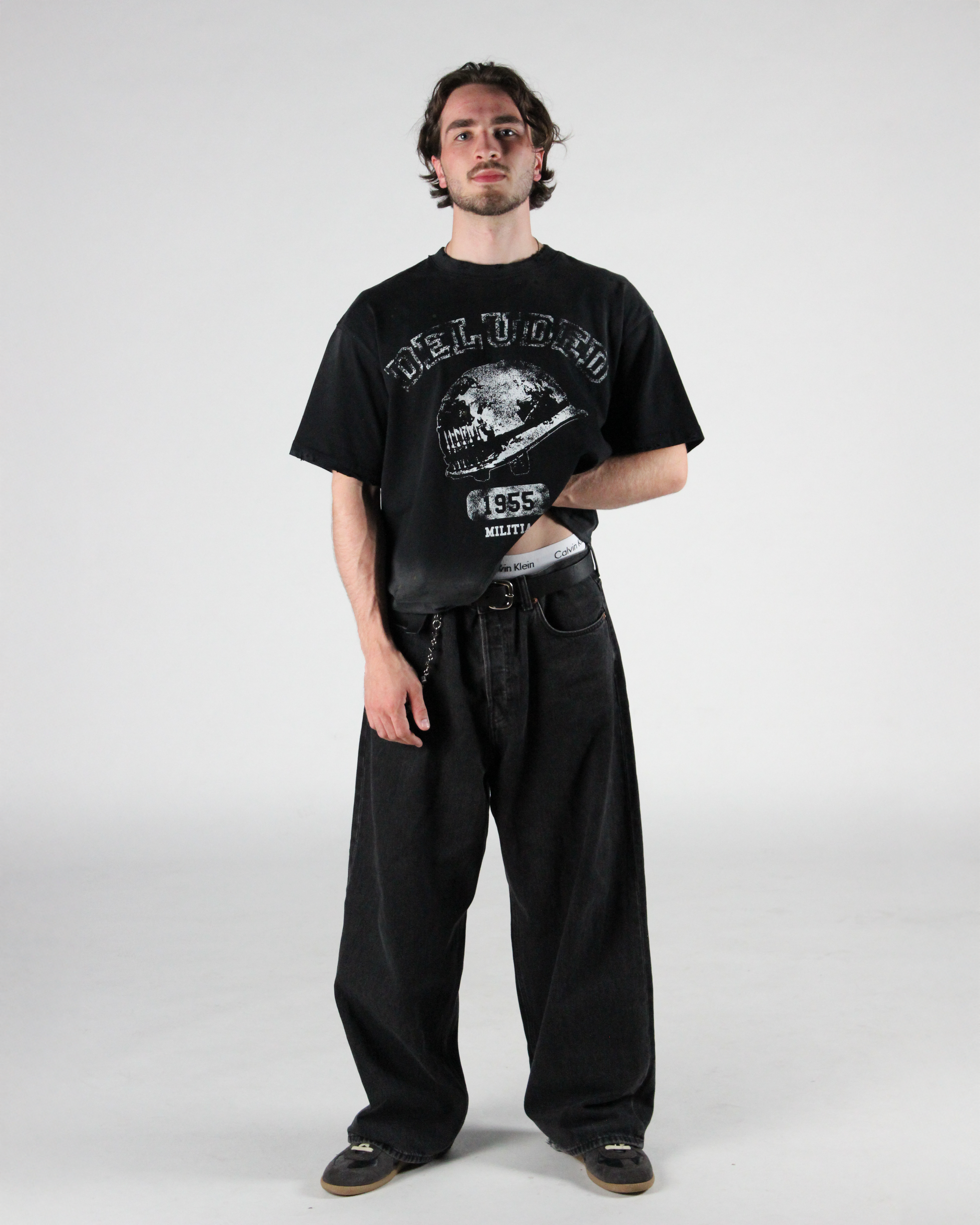 DISTRESSED MILITIA TEE