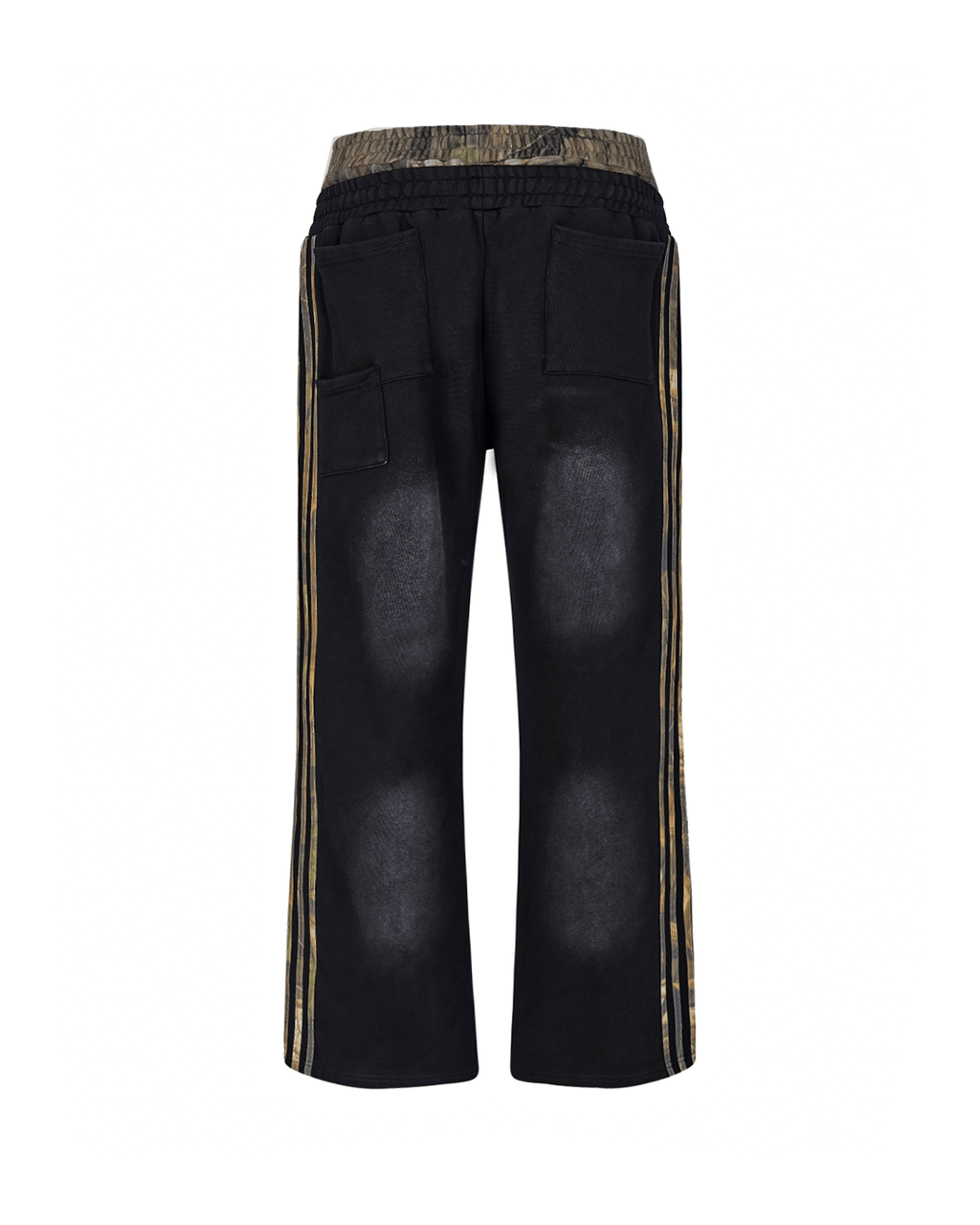 CAMO BOXER SWEATS IN WASHED BLACK